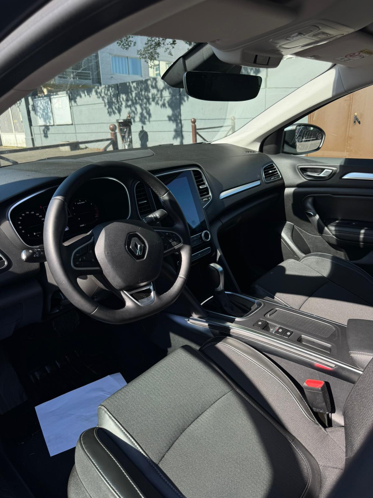RENAULT MEGANE TECHNO