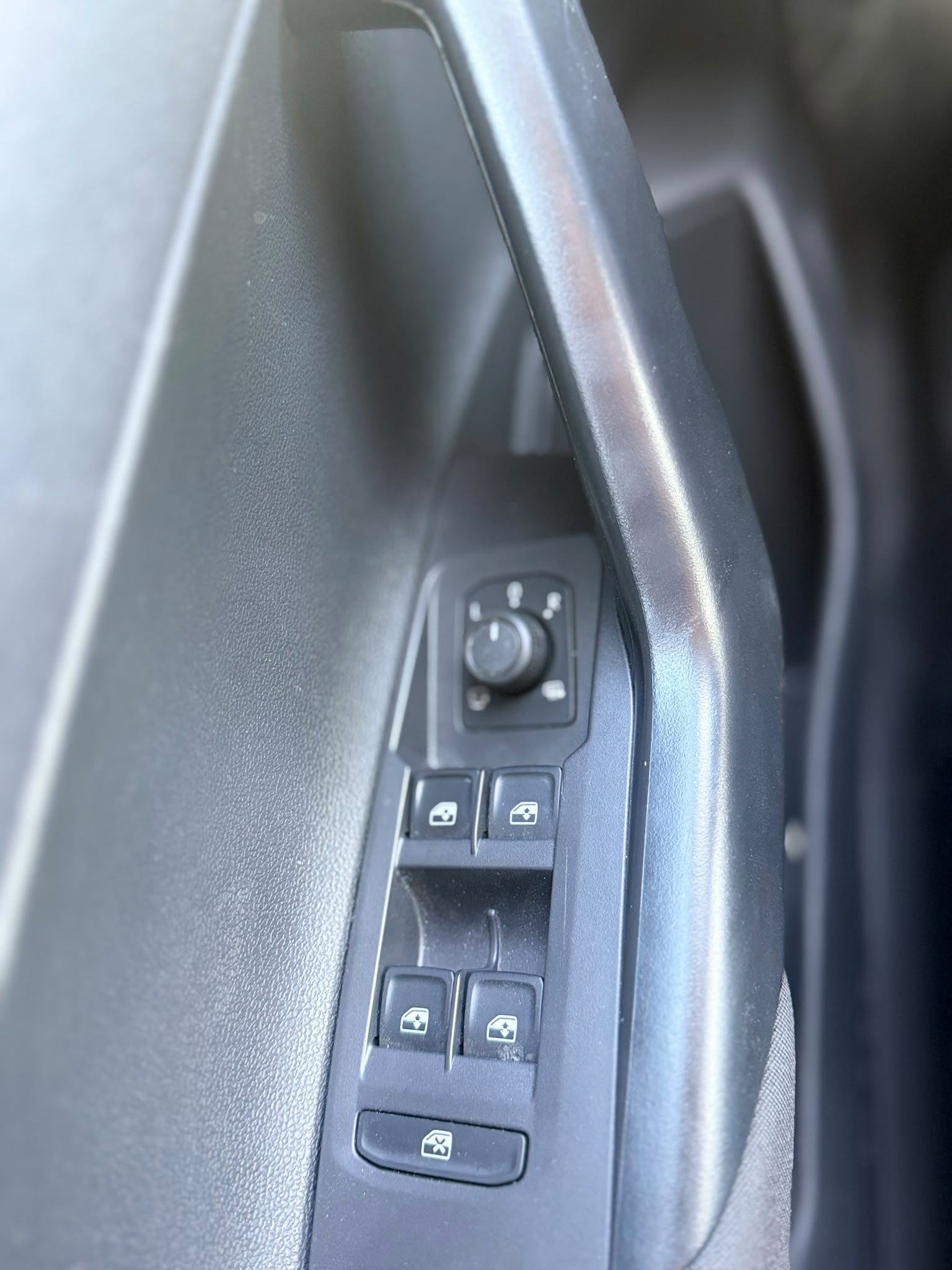 VOLKSWAGEN POLO LIFE