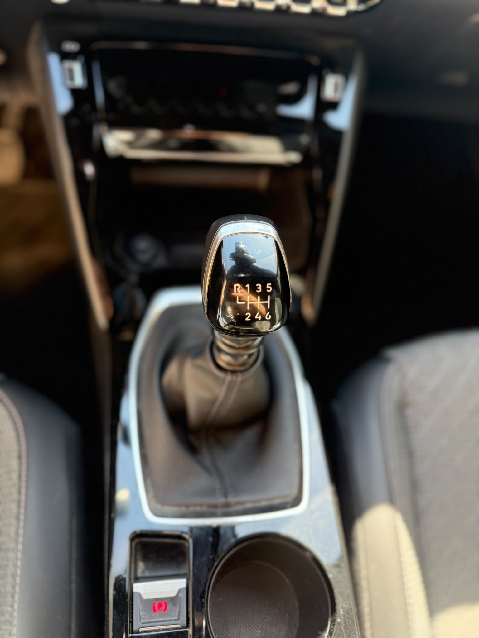 Peugeot 2008 ALLURE