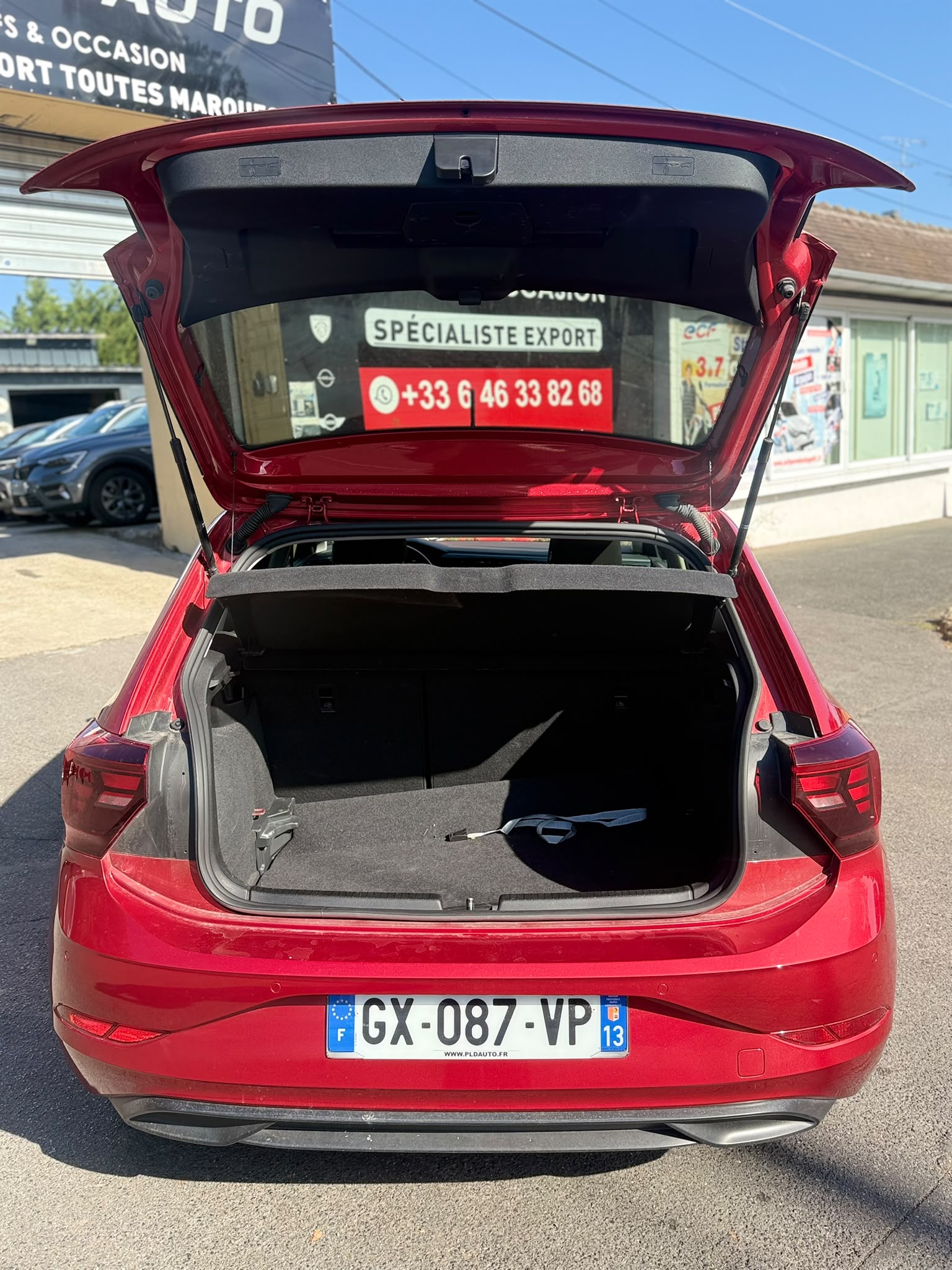 VOLKSWAGEN POLO LIFE
