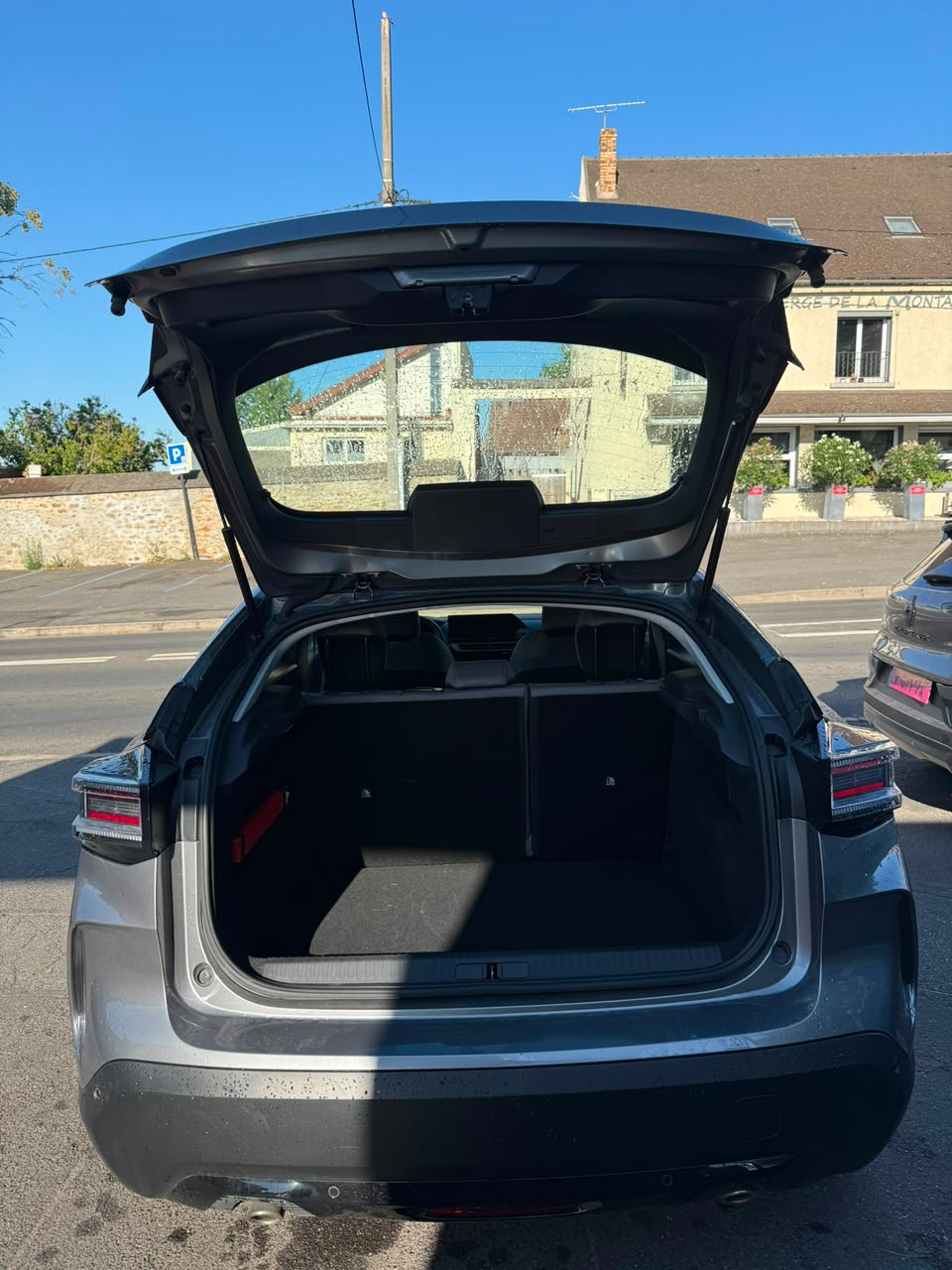 CITROENE C4 EAT8 PLUS