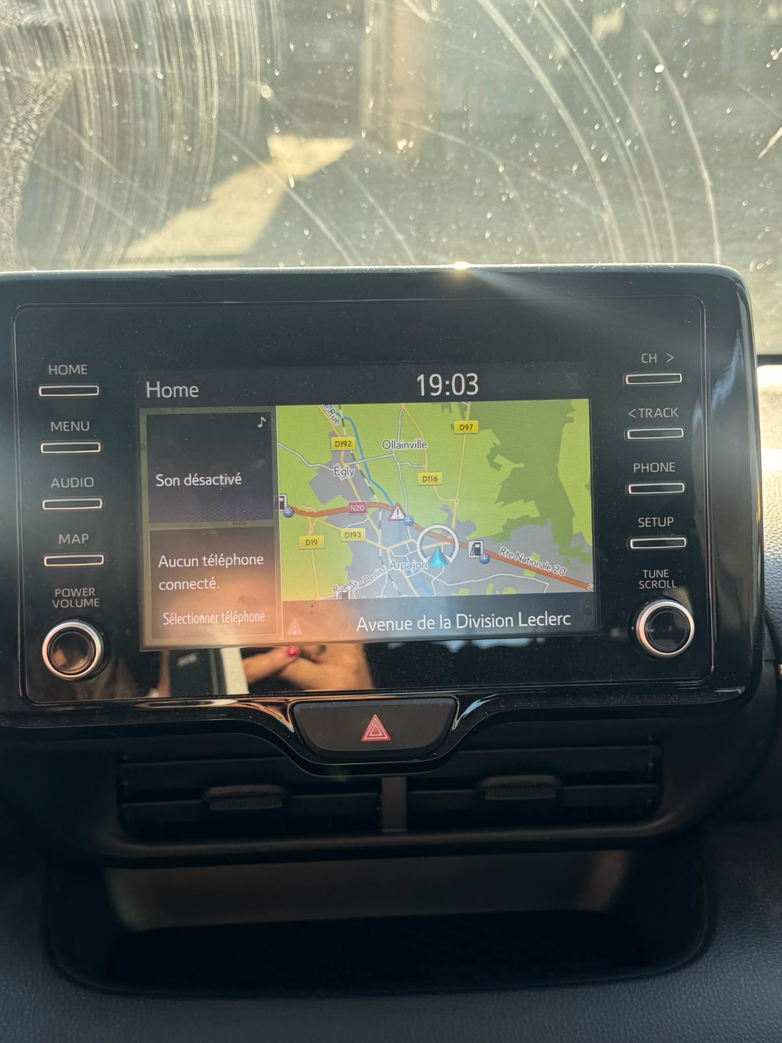 Toyota Yaris DYNAMIC BUSINESS