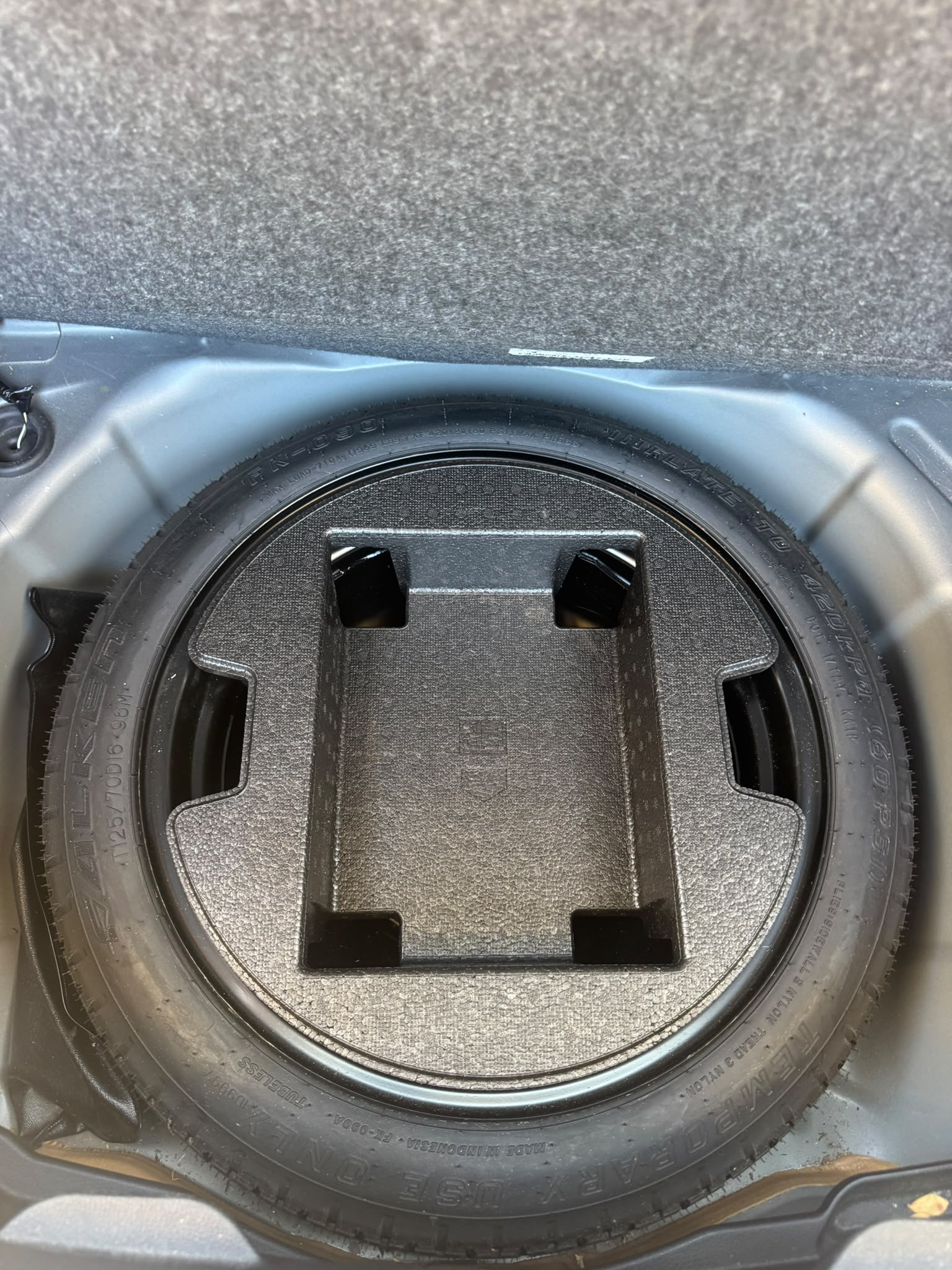 Toyota Yaris DYNAMIC BUSINESS