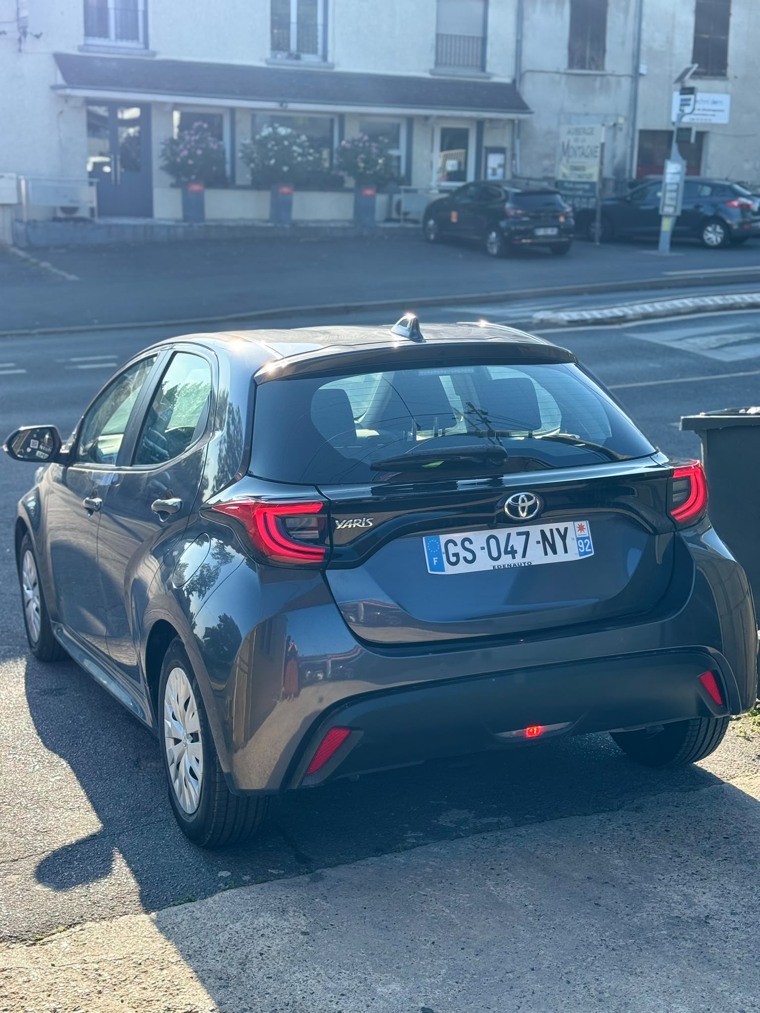 Toyota Yaris DYNAMIC BUSINESS