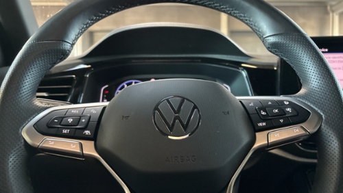 VOLKSWAGEN T-ROC  R-LINE EDITION DSG