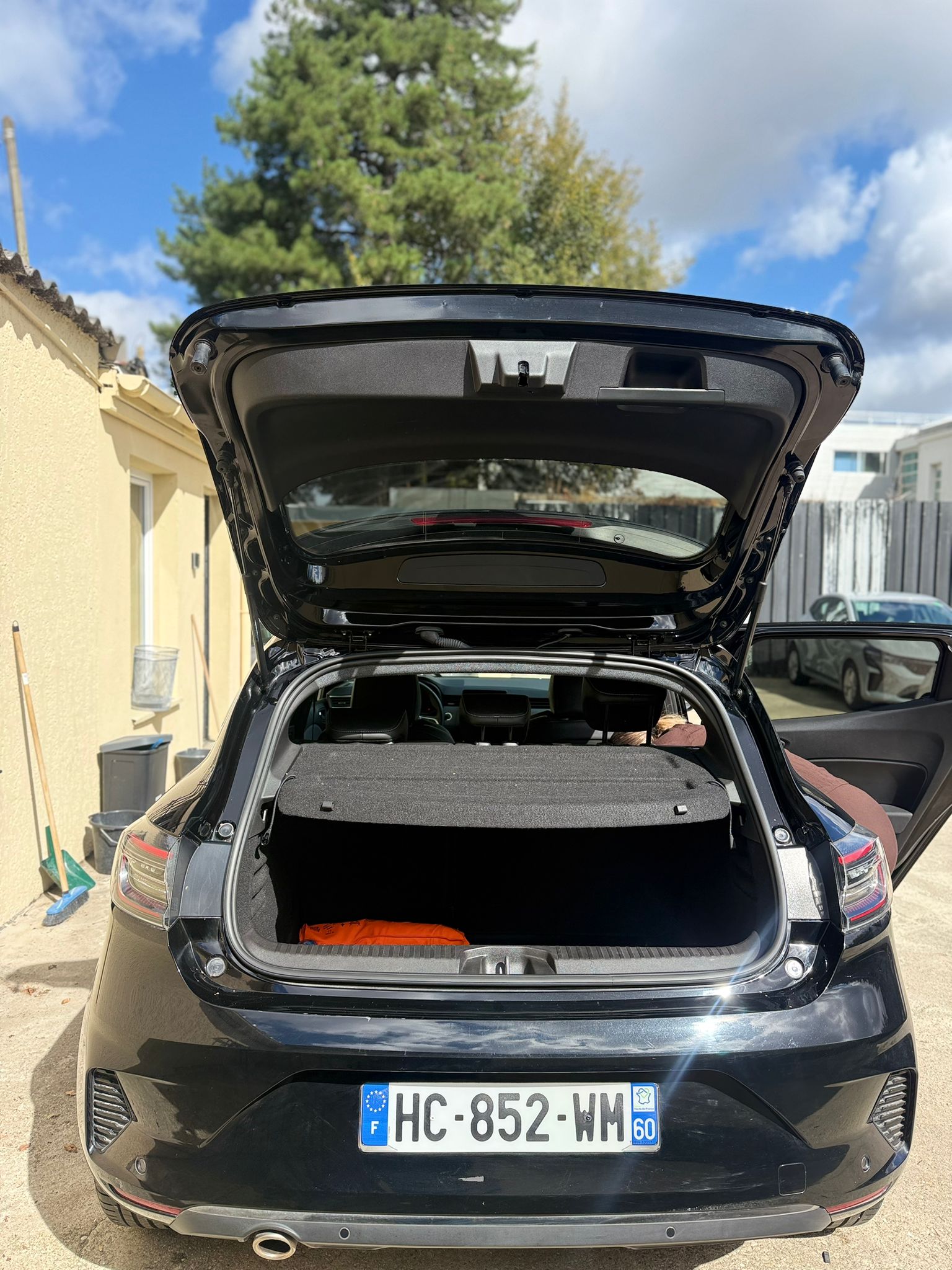 RENAULT CLIO V TECHNO