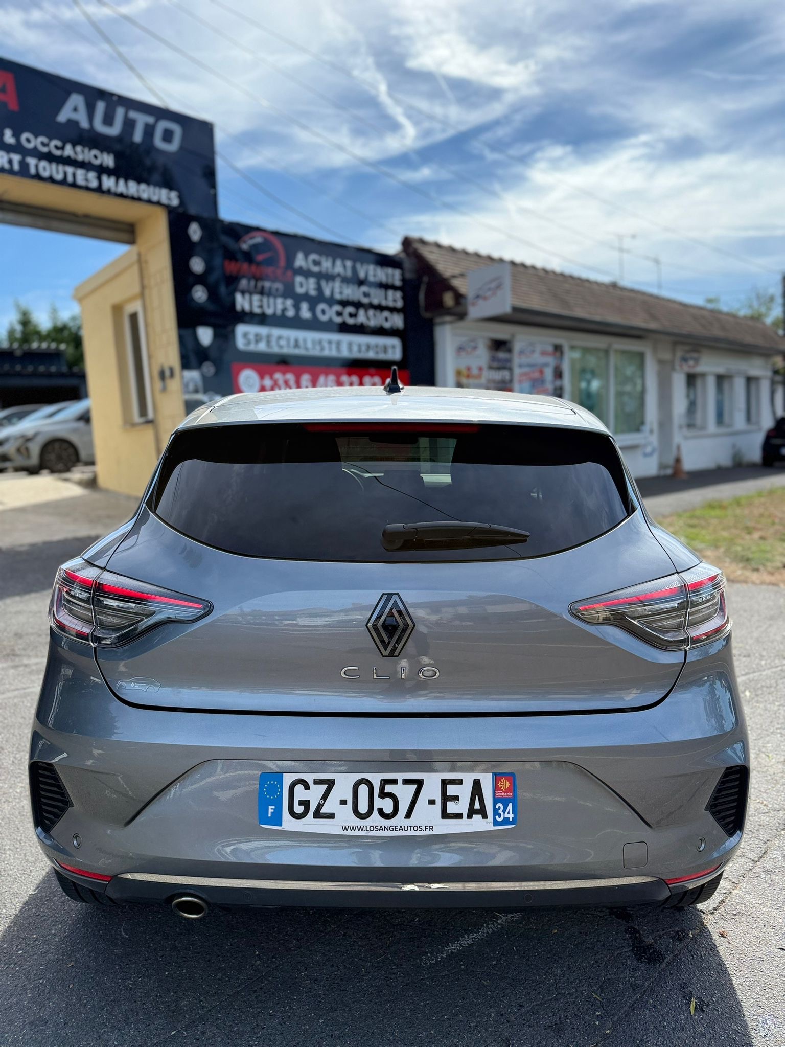 RENAULT CLIO V TECHNO