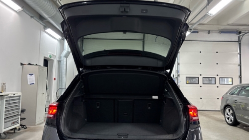 VOLKSWAGEN T-ROC  R-LINE EDITION DSG