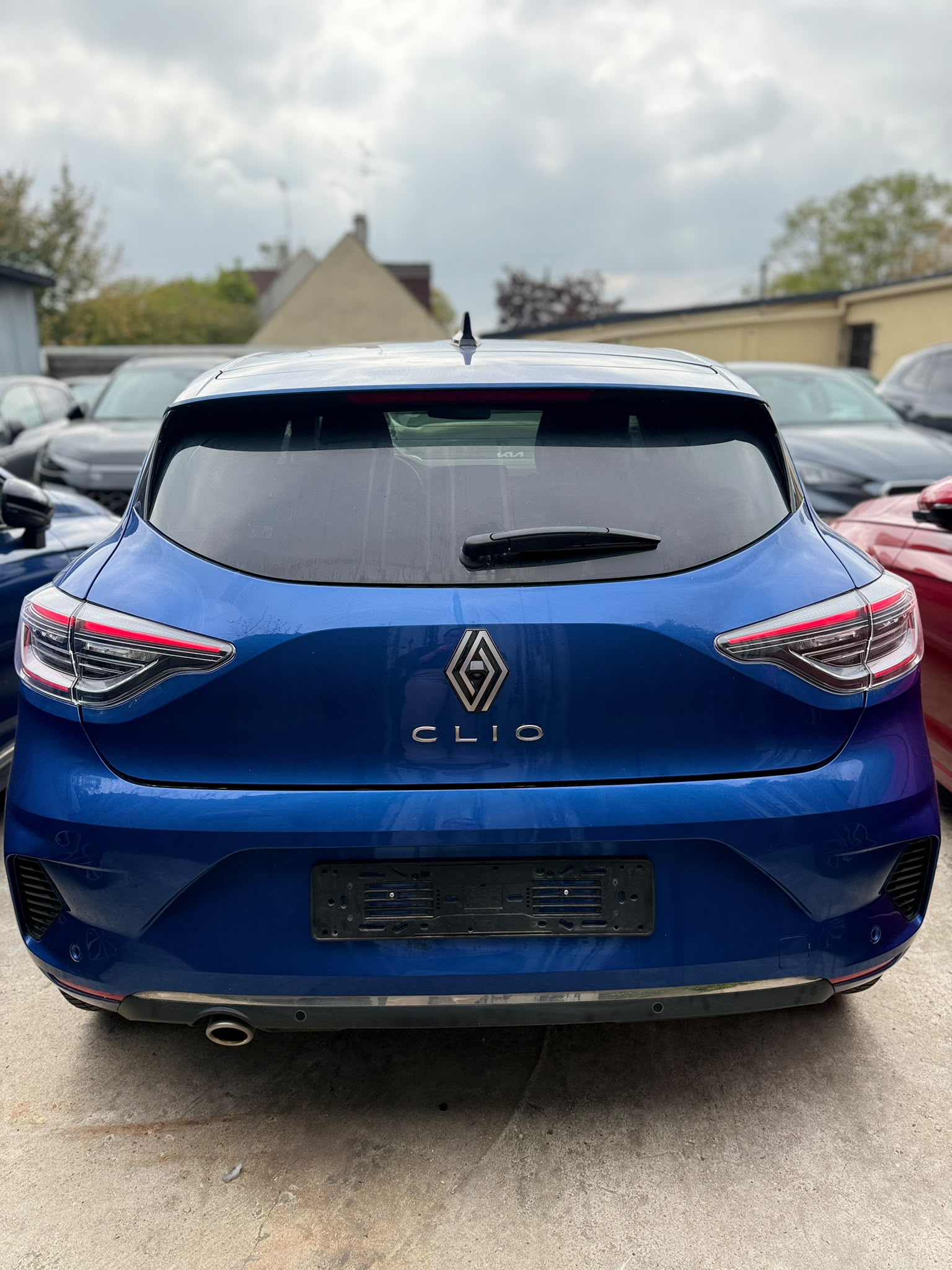 RENAULT CLIO V TECHNO