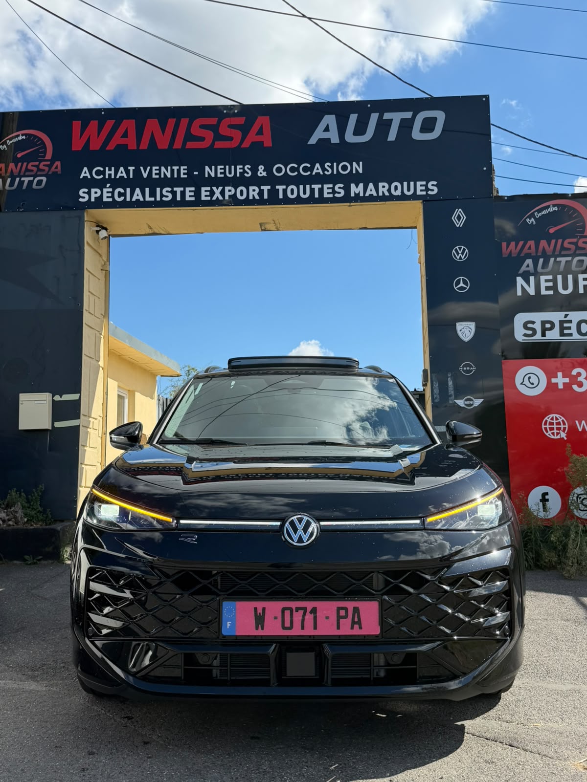 NEW VOLKSWAGEN T-ROC R-LINE
