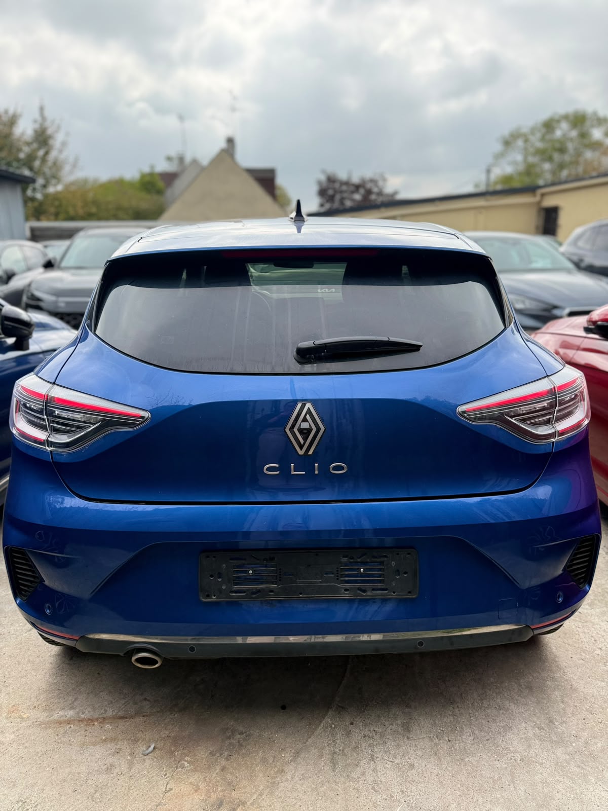 RENAULT CLIO V TECHNO