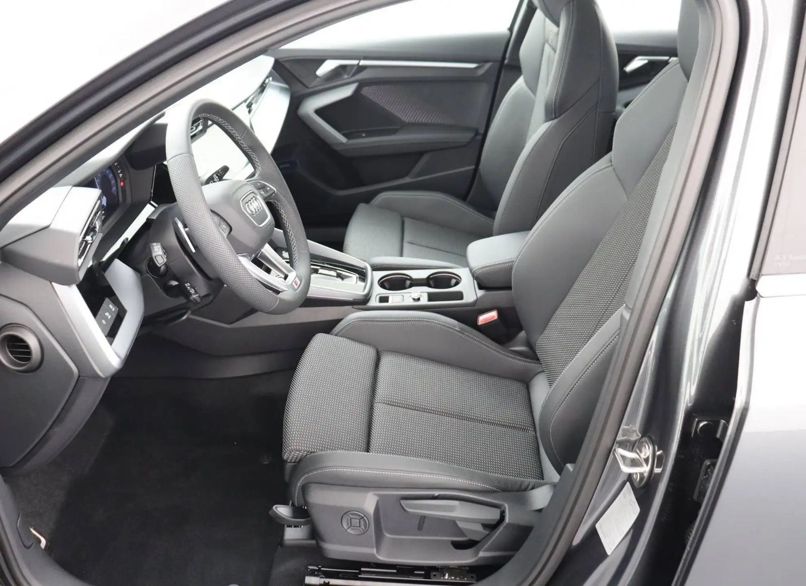 AUDI A3 SPORTBACK S LINE