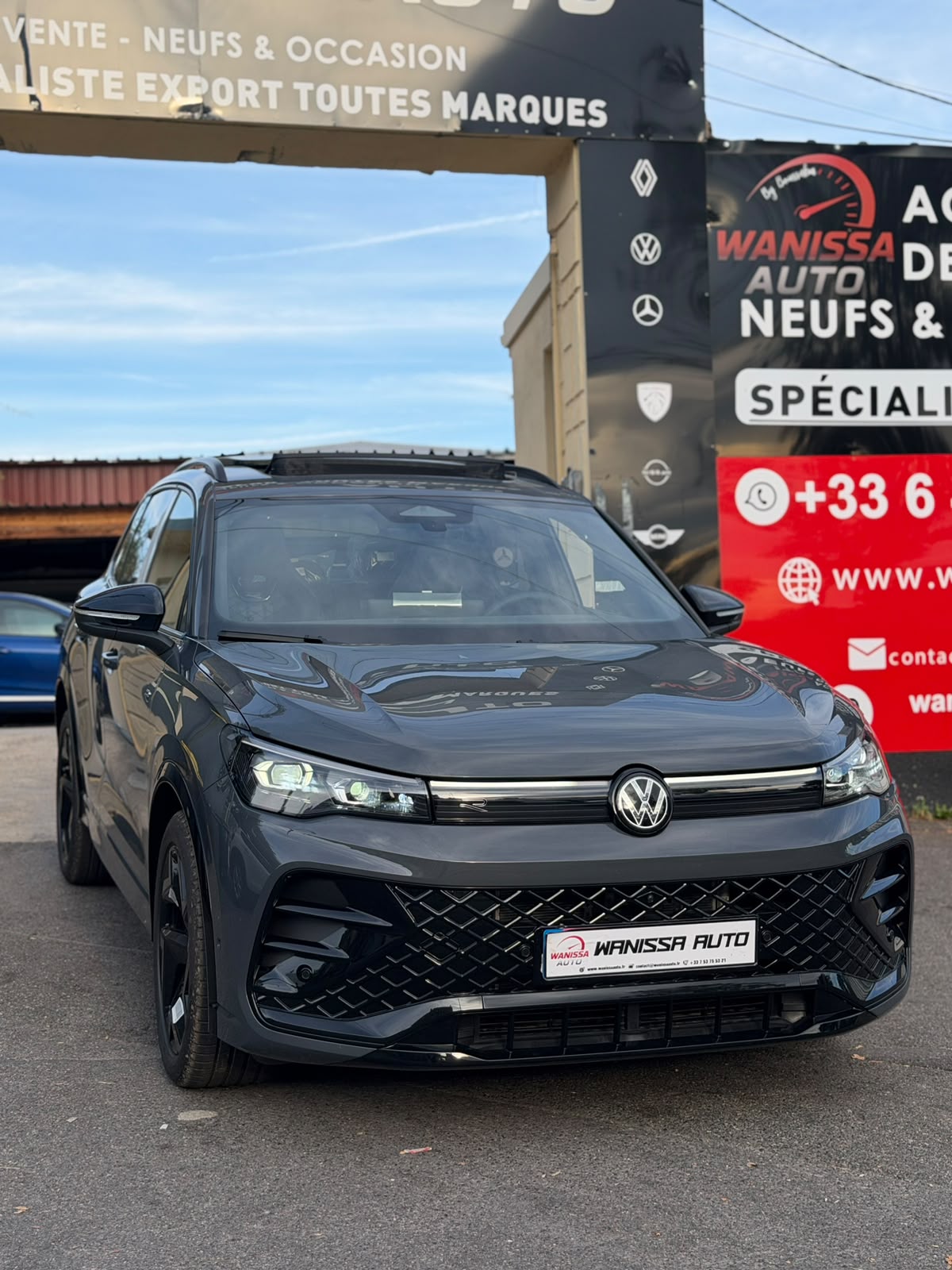 VOLKSWAGEN TIGUAN R-LINE