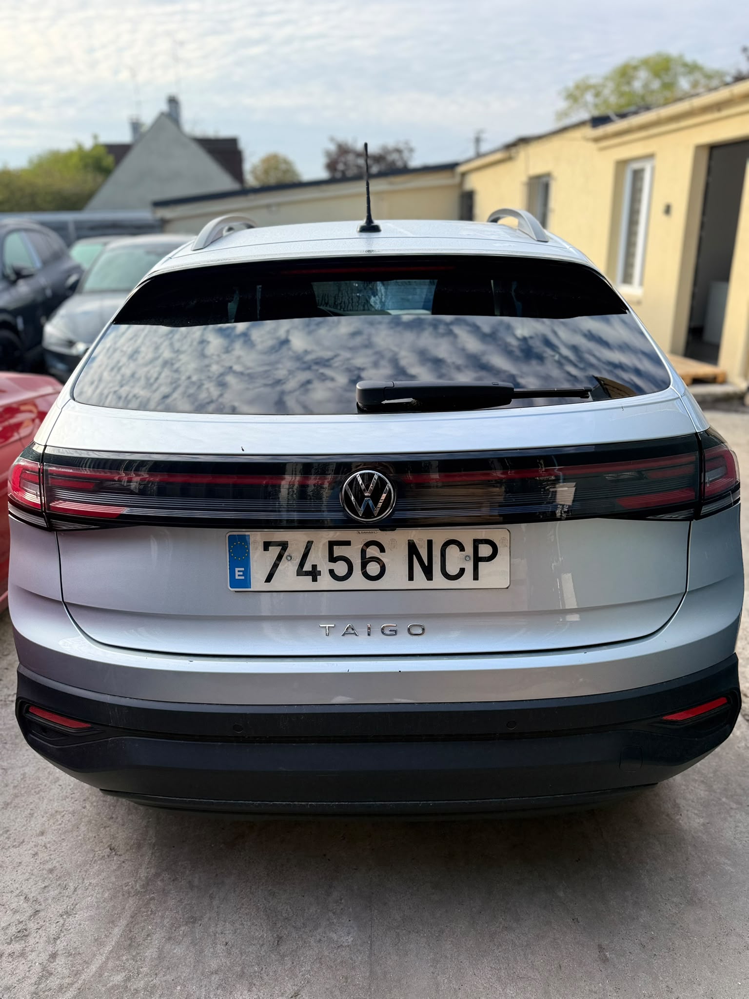 VOLKSWAGEN TAIGO LIFE