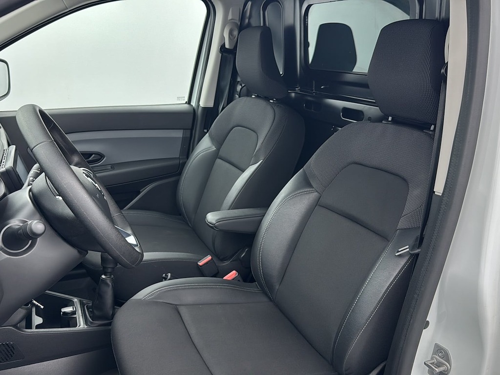RENAULT EXPRESS VAN