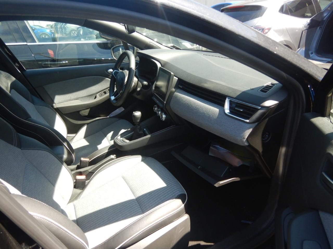 RENAULT CLIO V TECHNO
