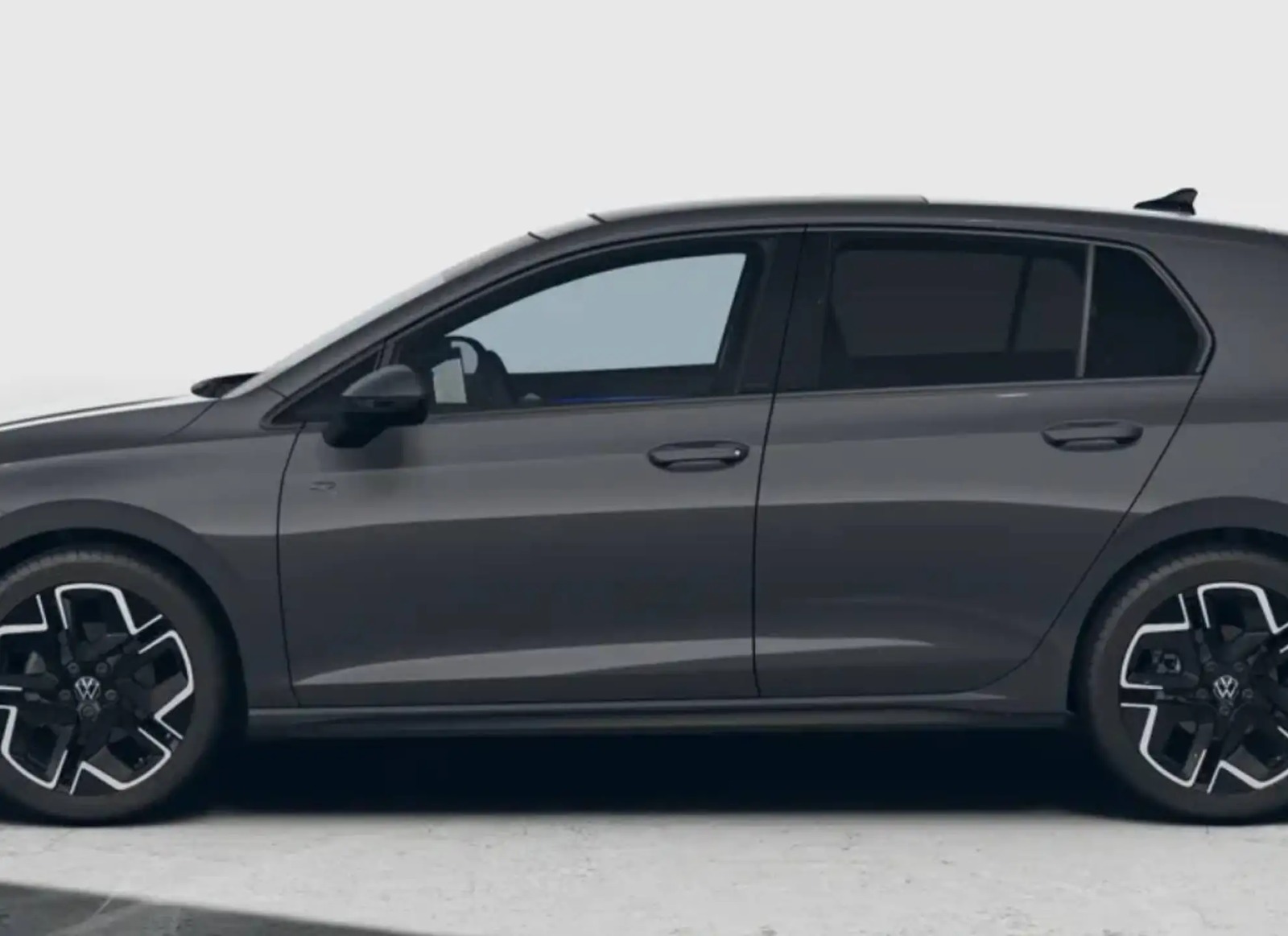VOLKSWAGEN GOLF R-LINE EDITION