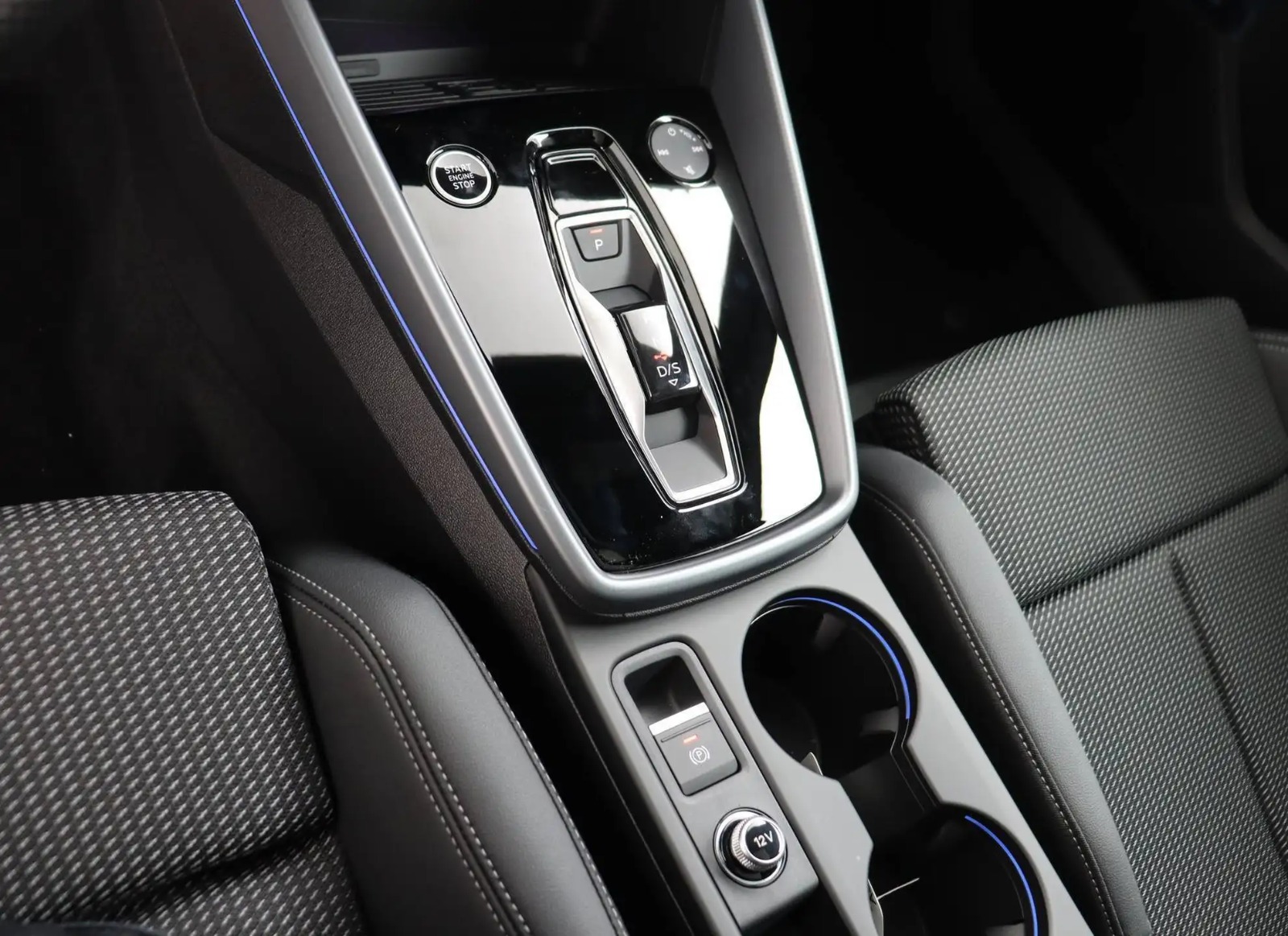 AUDI A3 SPORTBACK S LINE