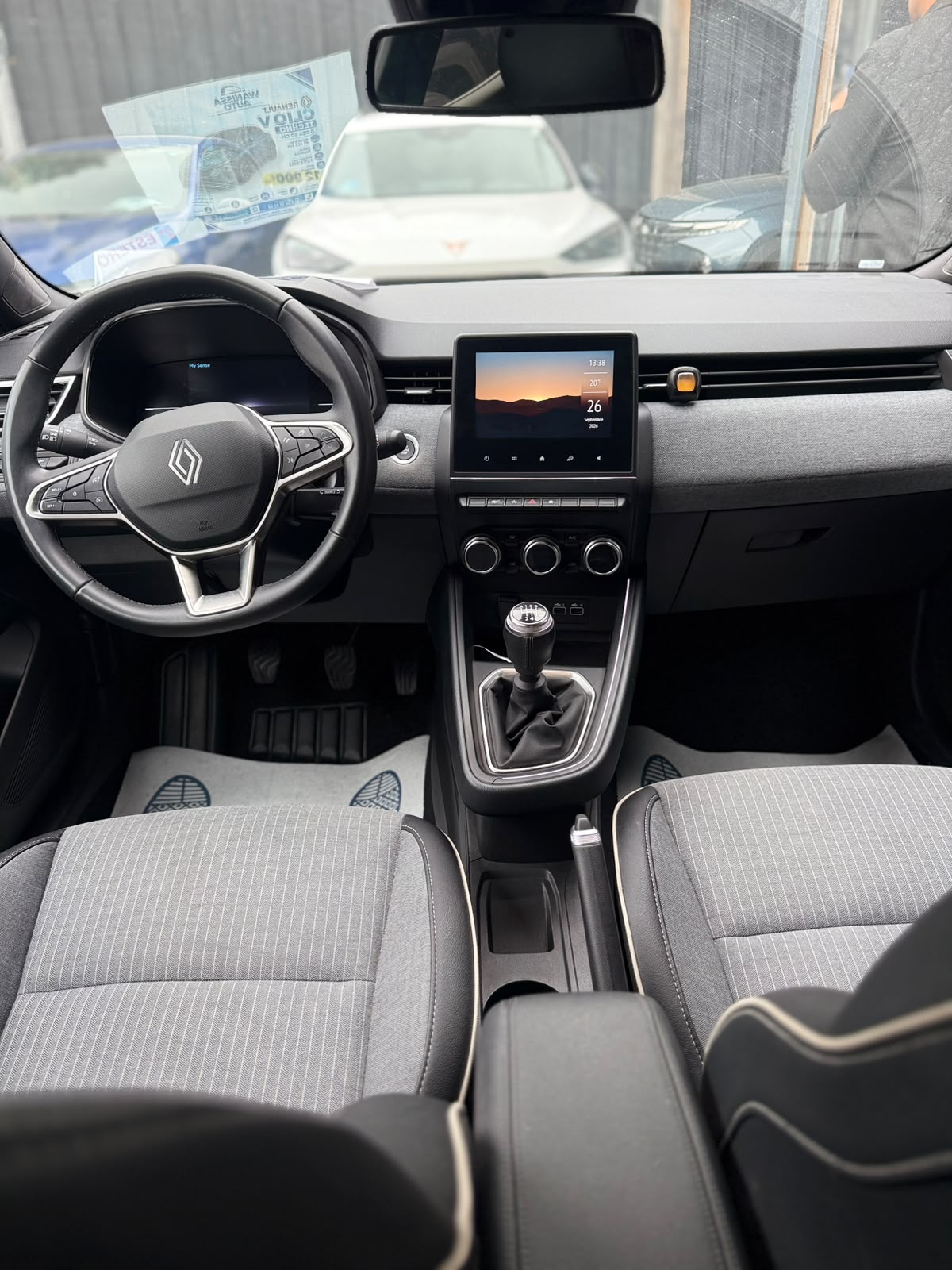 RENAULT CLIO V TECHNO
