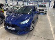 TOYOTA YARIS DYNAMIC BUSINESS