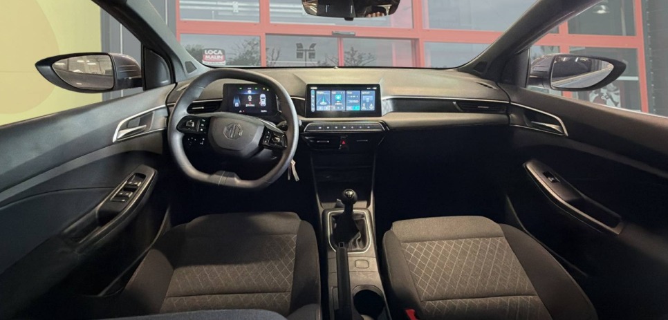 MG MG 3 STANDARD