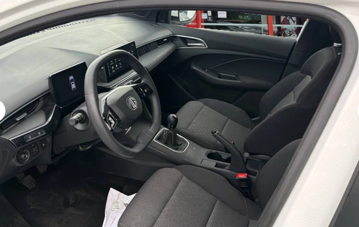 MG MG3 STANDARD