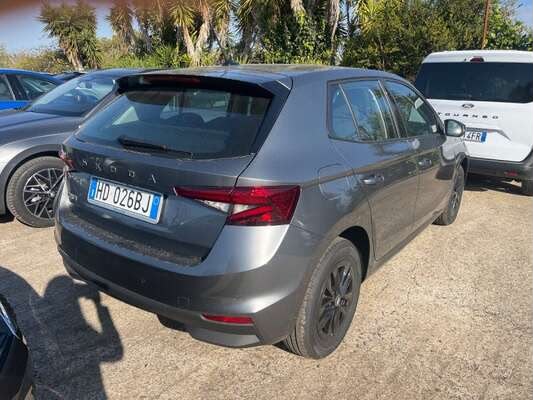SKODA FABIA YOUNG ÉDITION
